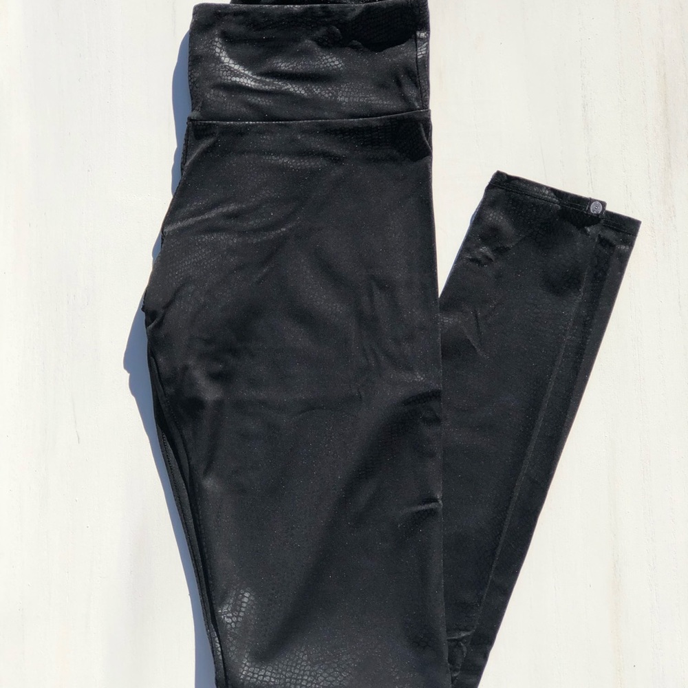 Onzie Leggings